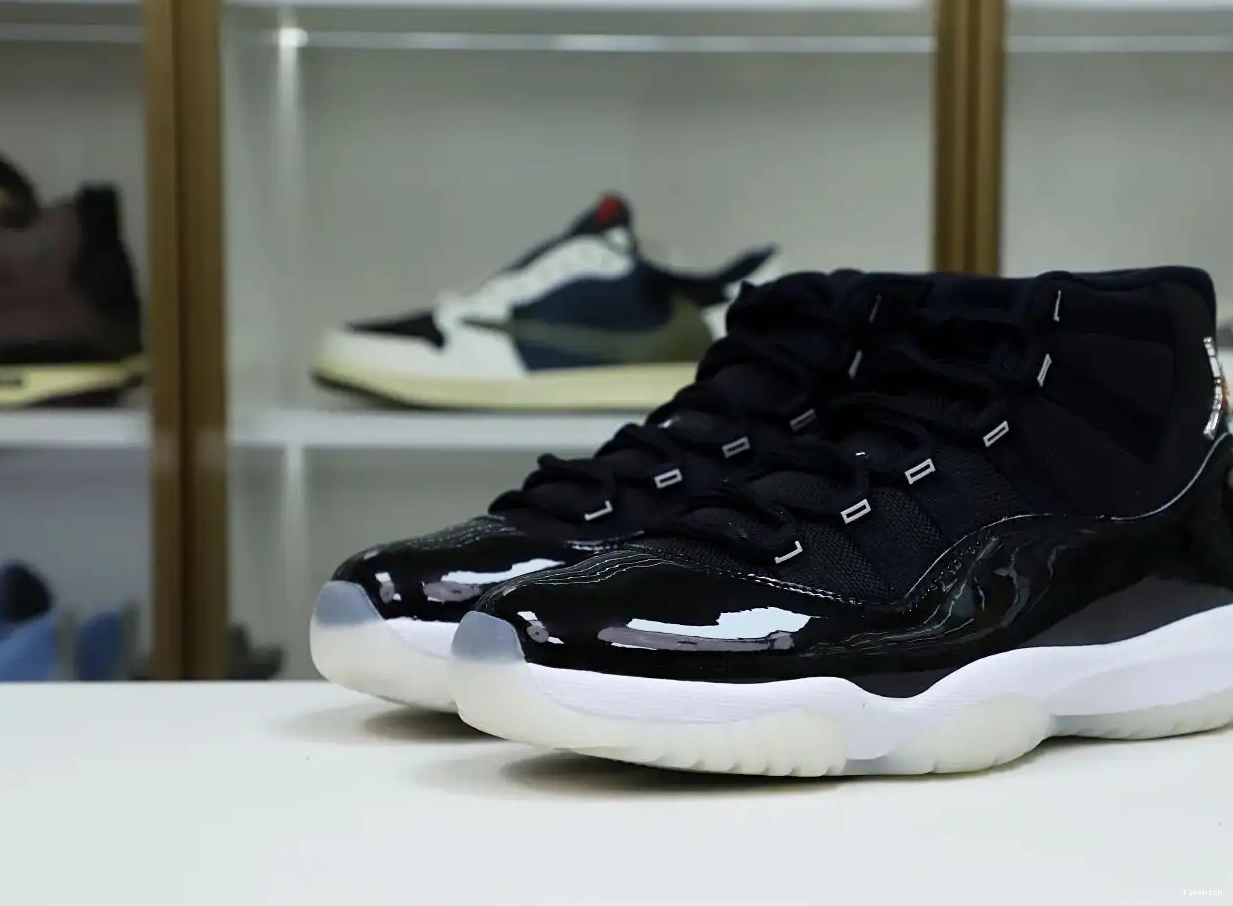 'JUBILEE JORDAN AIR  11 25TH  RETRO 0419